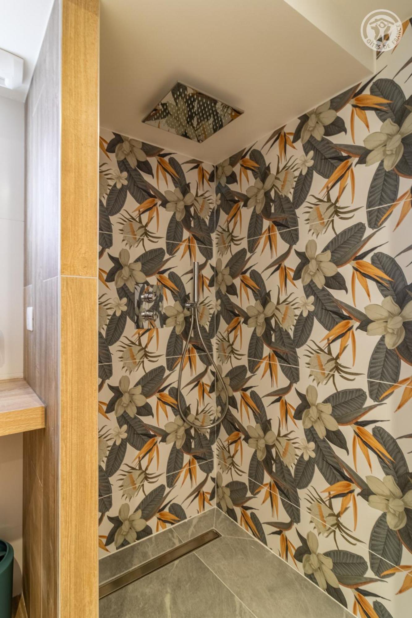 La Porte Des Alpes Chambres D'Hotes Barberaz Room photo